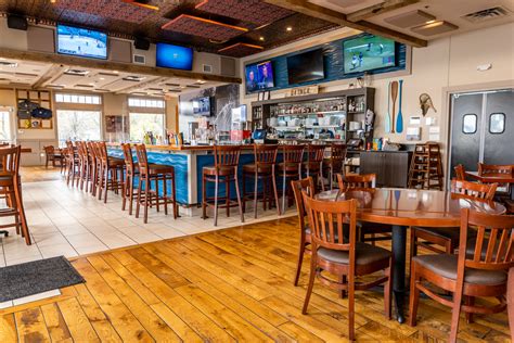 Charlie's on prior - Charlie's On Prior, Prior Lake: See 188 unbiased reviews of Charlie's On Prior, rated 4 of 5 on Tripadvisor and ranked #3 of 36 restaurants in Prior Lake.